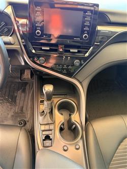 تۆیۆتا کامری